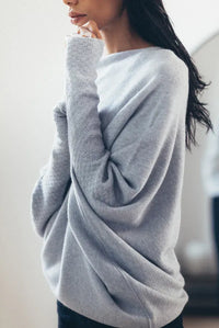 Asymmetrische gedrapeerde damestrui voor een elegante look – Isabella