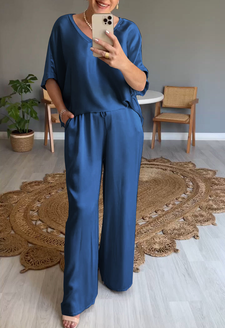 Satijnen dames pak V-hals elegant tweedelig – Eloria
