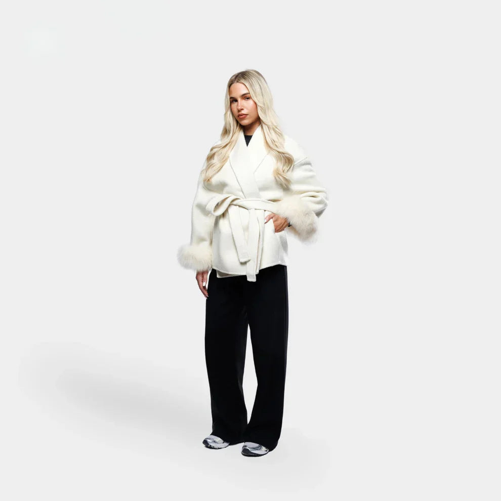 Luxe Winterjas voor Dames met Faux Fur Details – Isalyn