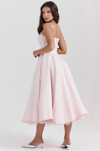 Satijnen midi jurk met tule en sweetheart hals – Isla