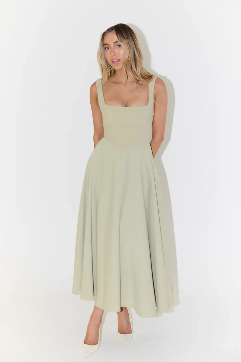 Zomerjurk Midi Relaxte Pasvorm Elegante Look – Sorine